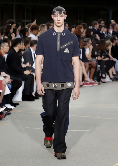Look 17